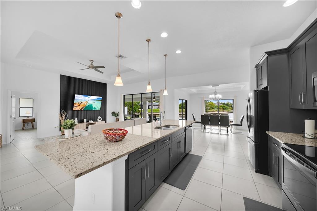 CAPE CORAL - Residential Lease