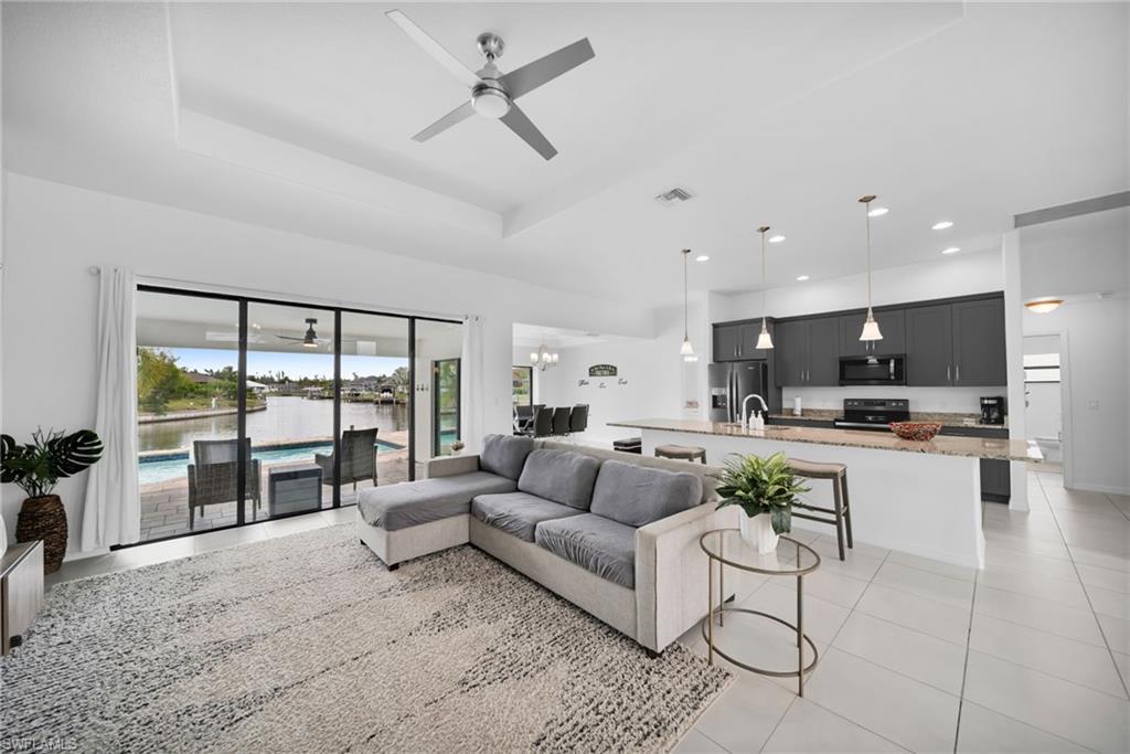 CAPE CORAL - Residential Lease