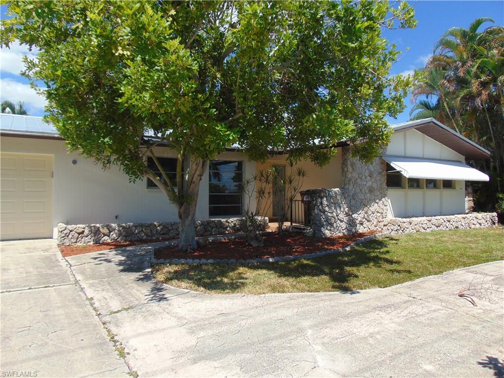 Spacious 3 bedroom, 2 bath pool home PLUS a den (could be 4th bedroom). Living room and family room. Circular drive and a metal roof. Complete appliance package including washer and dryer.  Private pool area- great for entertaining. This property is extra clean and ready for immediate occupancy.  You will not be disappointed.  See it before it is gone.