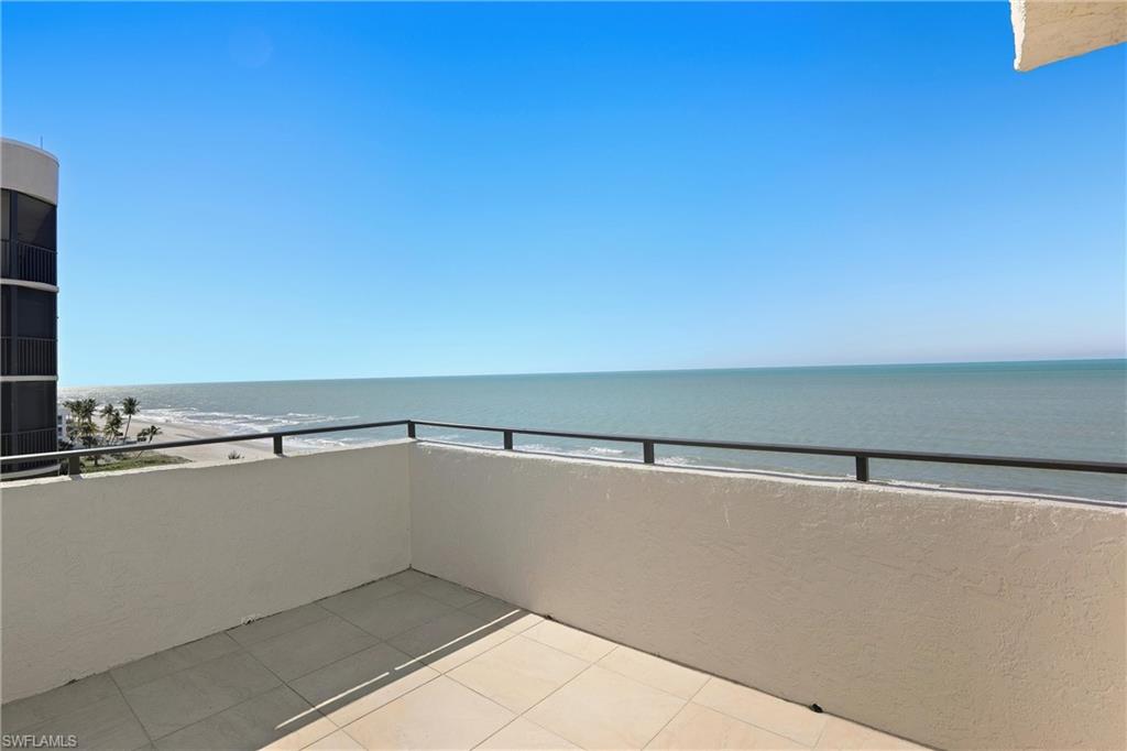 VILLAS OF VANDERBILT BEACH - Residential