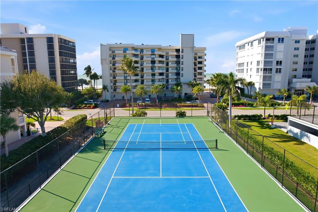 VILLAS OF VANDERBILT BEACH - Residential