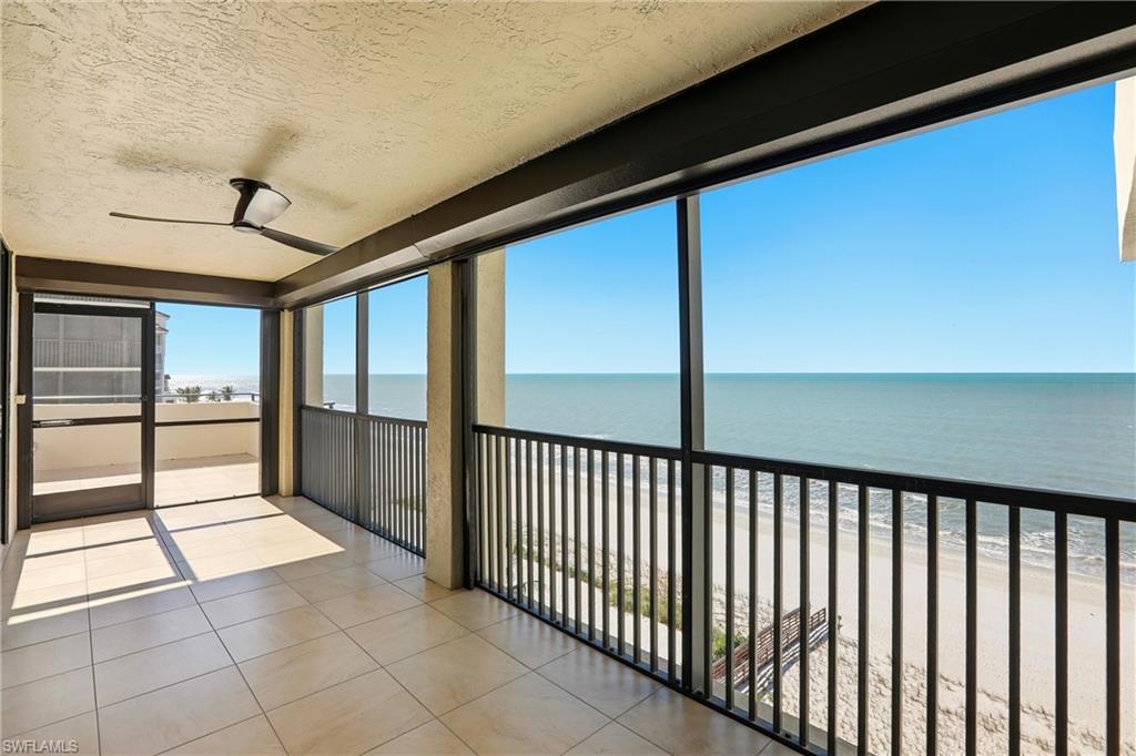 VILLAS OF VANDERBILT BEACH - Residential