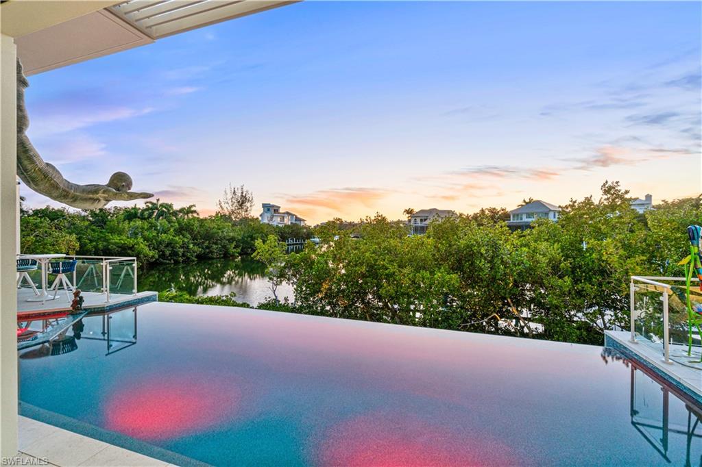 SOUTHPORT ON THE BAY - Residential