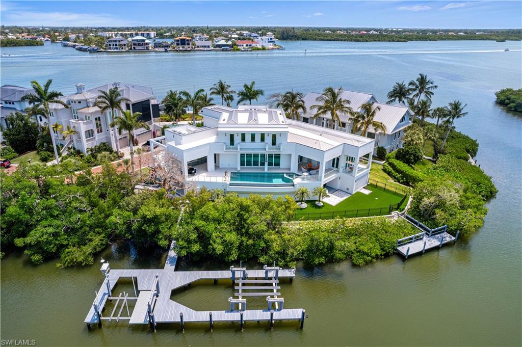 SOUTHPORT ON THE BAY - Residential