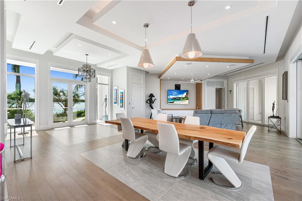 SOUTHPORT ON THE BAY - Residential