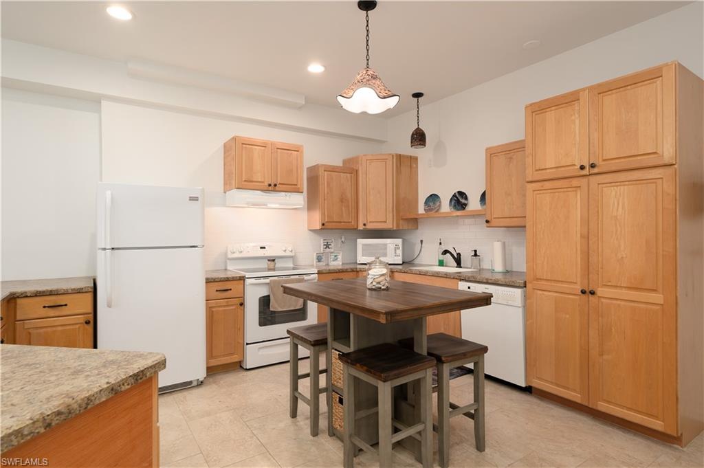 PINE ISLAND - Residential