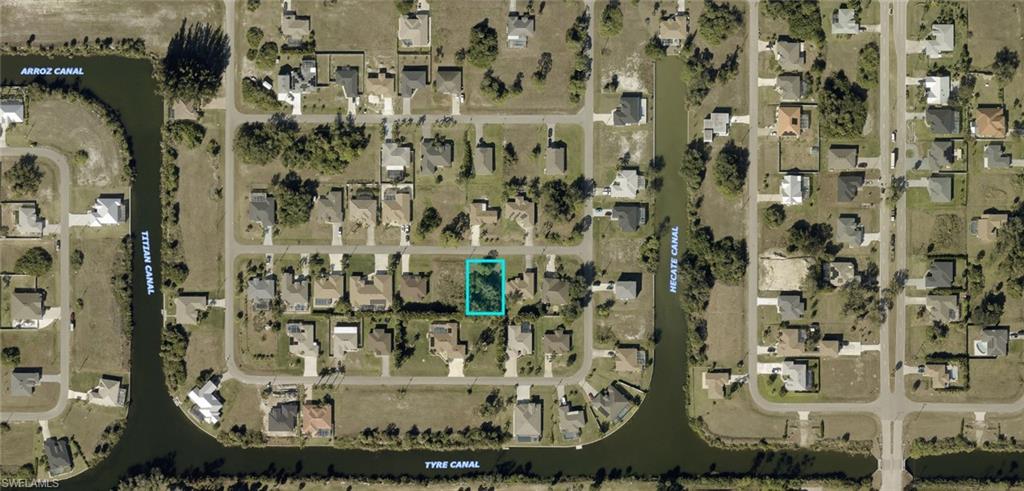 CAPE CORAL - Land