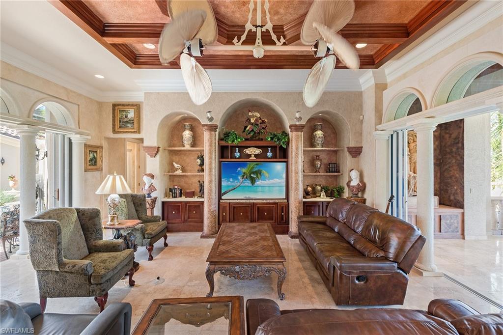 QUAIL WEST - Residential