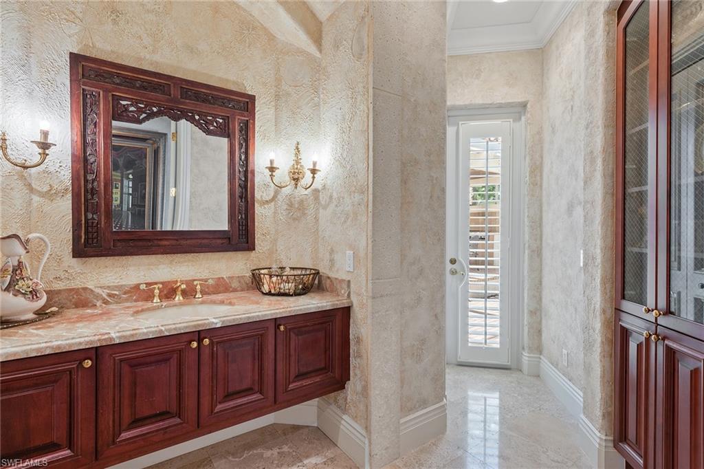 QUAIL WEST - Residential