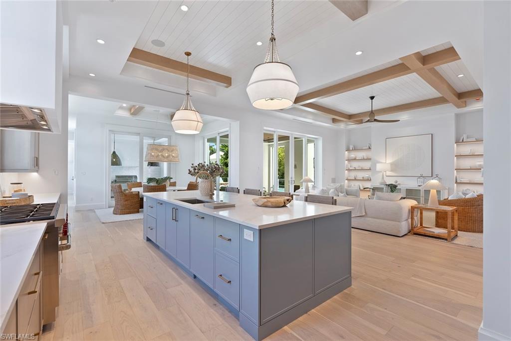 OLDE NAPLES - Residential