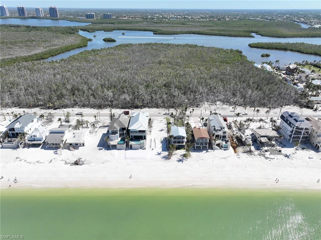 BONITA BEACH - Land