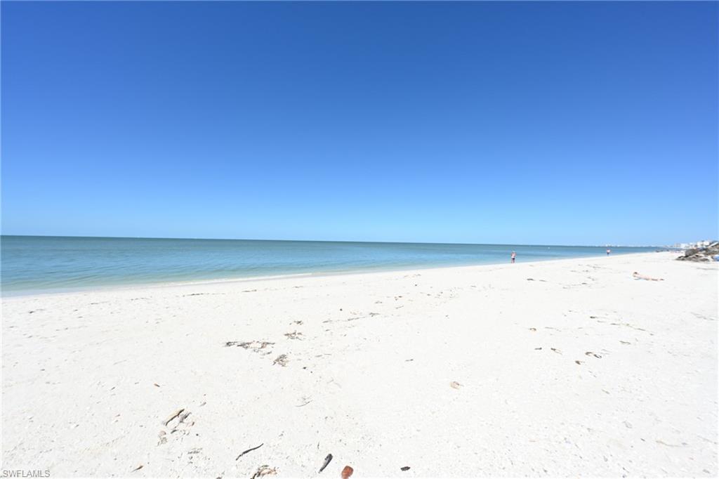 BONITA BEACH - Land