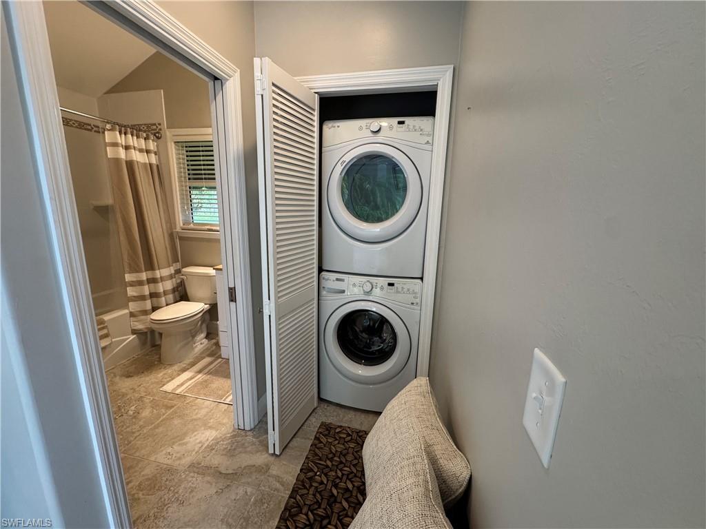 RIVERBEND MOTORCOACH RESORT - Land
