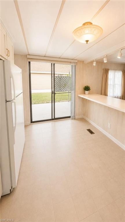 RIVIERA COLONY - Residential