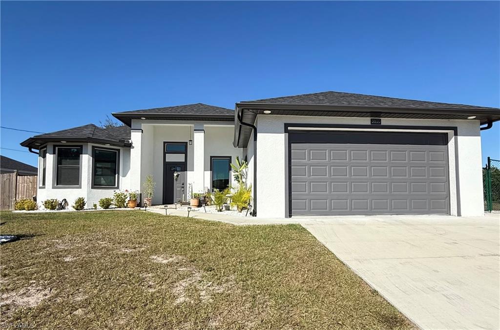 LEHIGH ACRES - Residential
