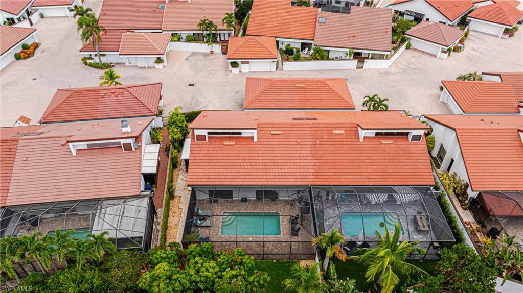 HARBOUR CASTLE - Residential