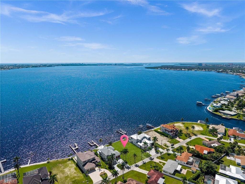 CAPE CORAL - Land
