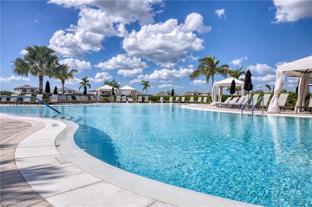 ESPLANADE BY THE ISLANDS - Residential