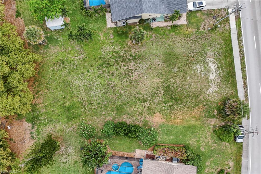 CAPE CORAL - Land