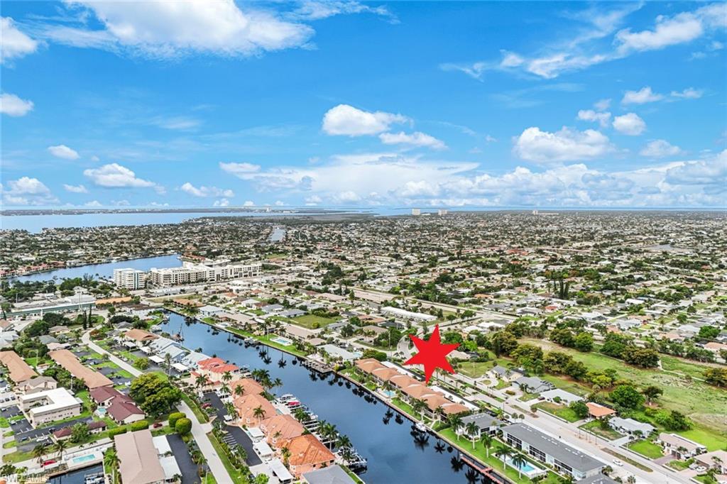CAPE CORAL - Land