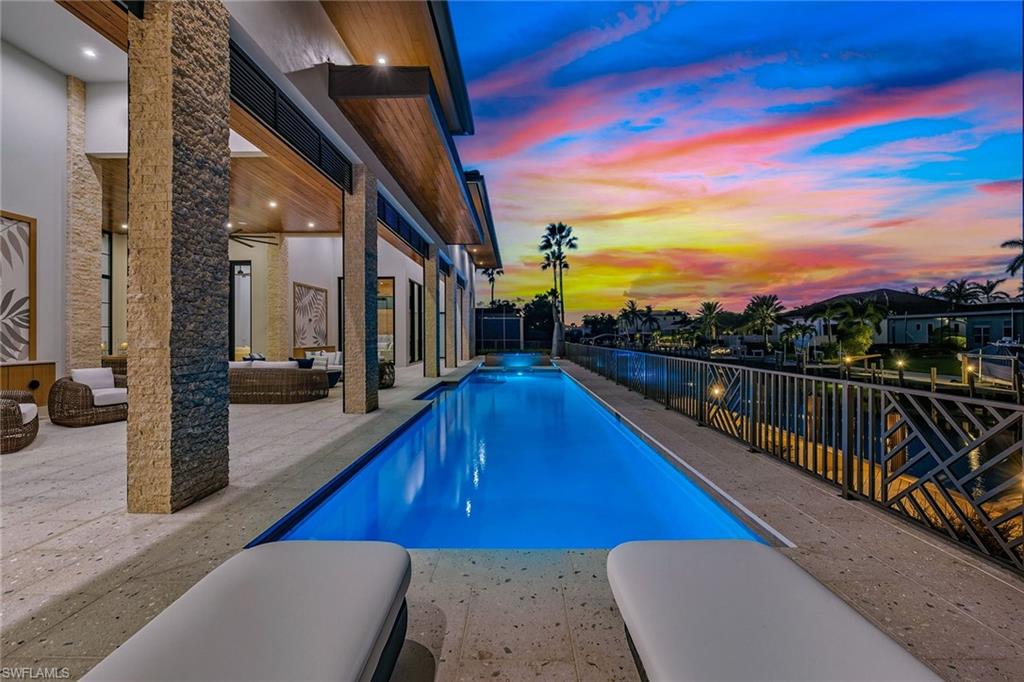 ESTATES - Residential