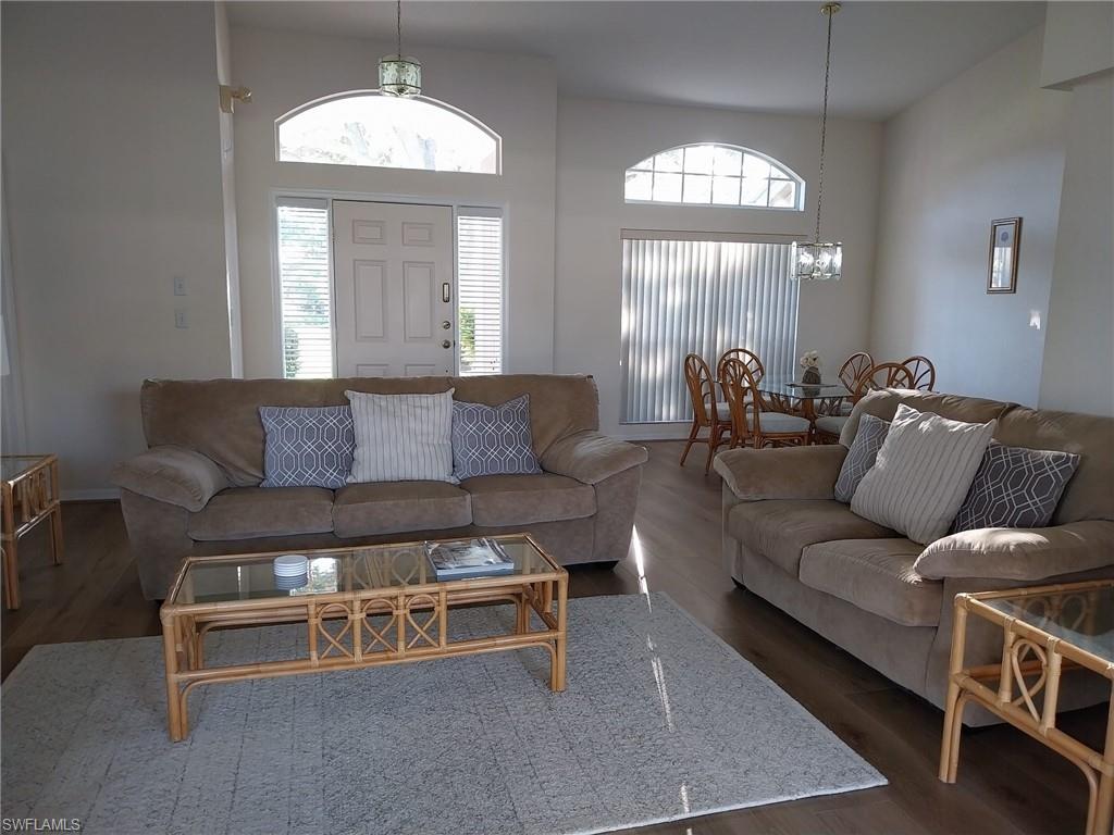 BRIARWOOD - Residential Lease