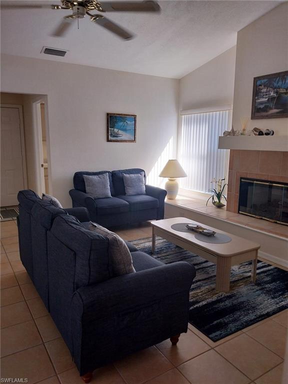BRIARWOOD - Residential Lease