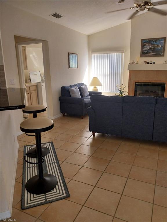 BRIARWOOD - Residential Lease