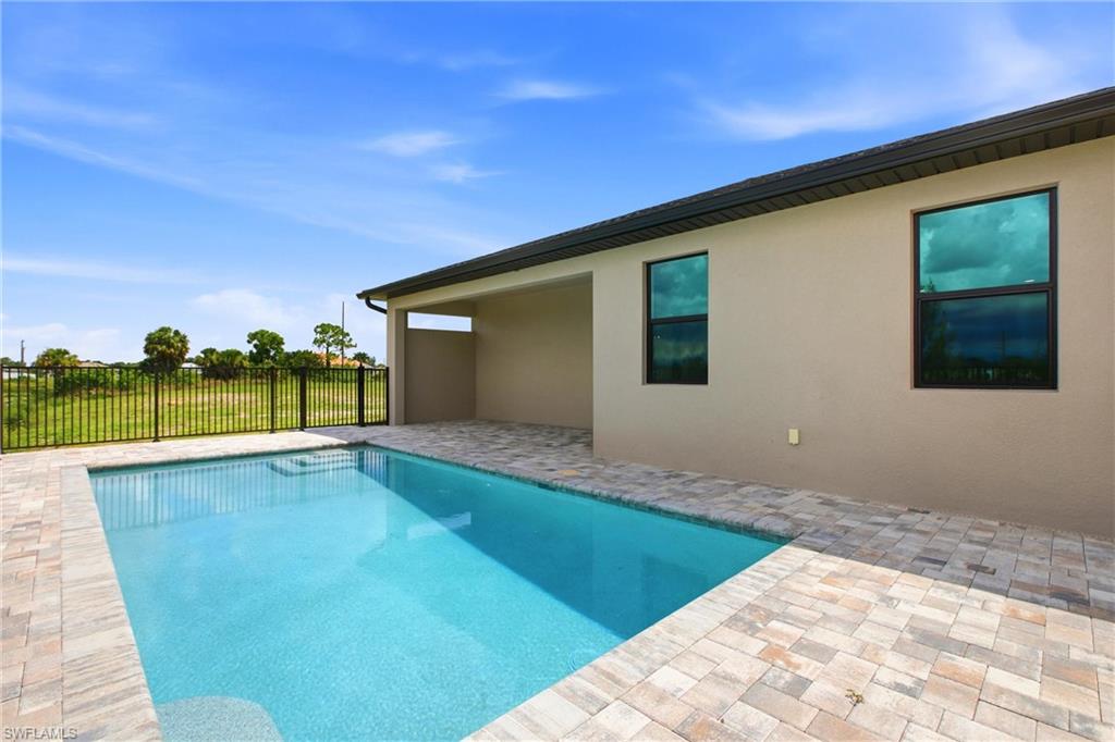 CAPE CORAL - Residential Lease
