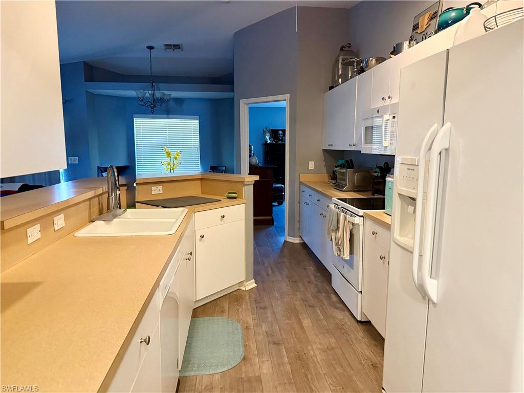 KINGS GREEN - Residential