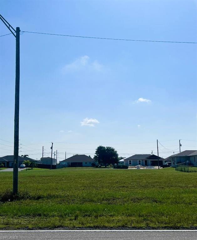 CAPE CORAL - Land
