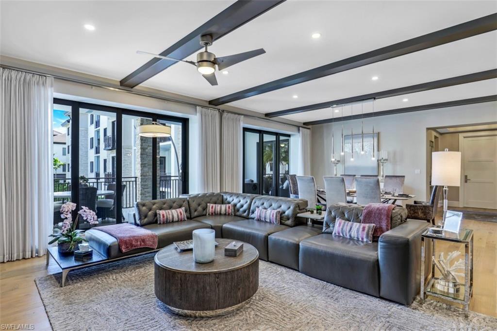 NAPLES SQUARE - Residential