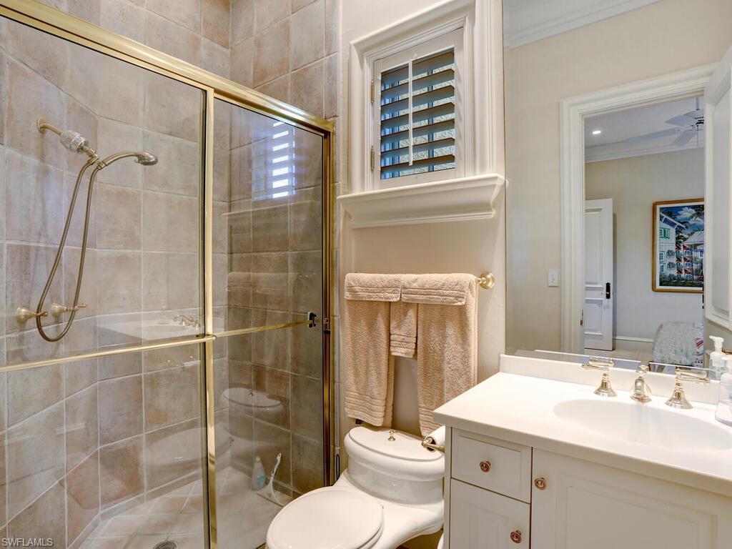 BAY COLONY SHORES - Residential