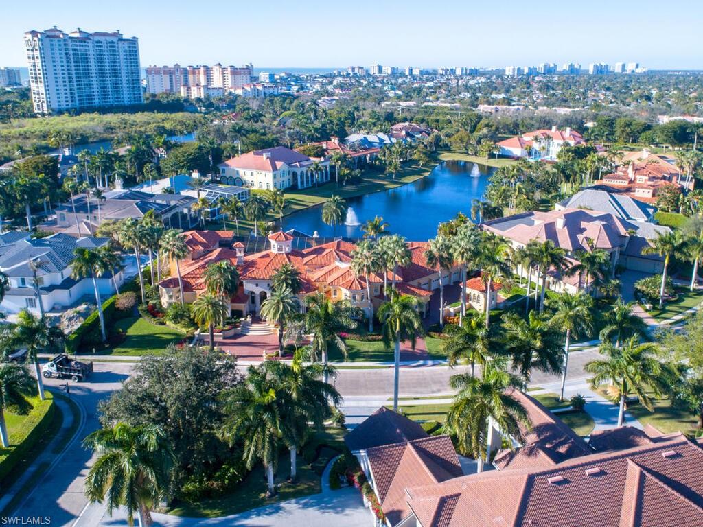 BAY COLONY SHORES - Residential