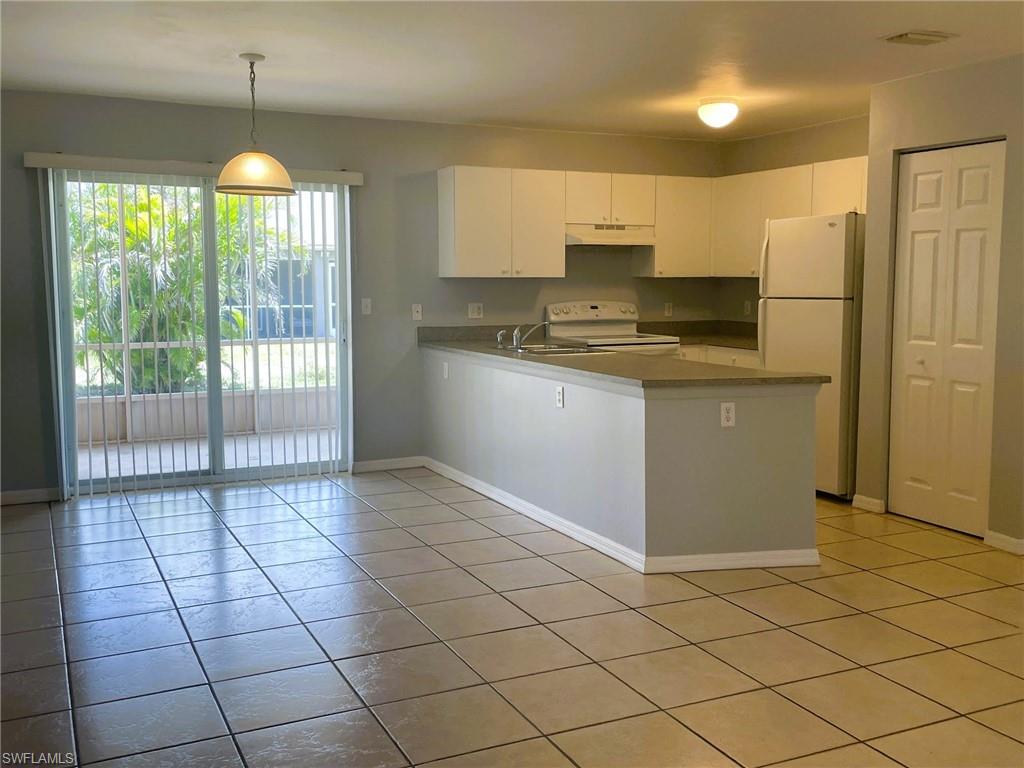 CAPE CORAL - Residential Lease