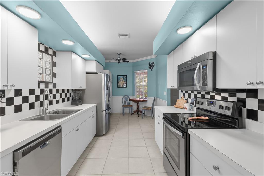 CYPRESS LAKE COUNTRY CLUB - Residential