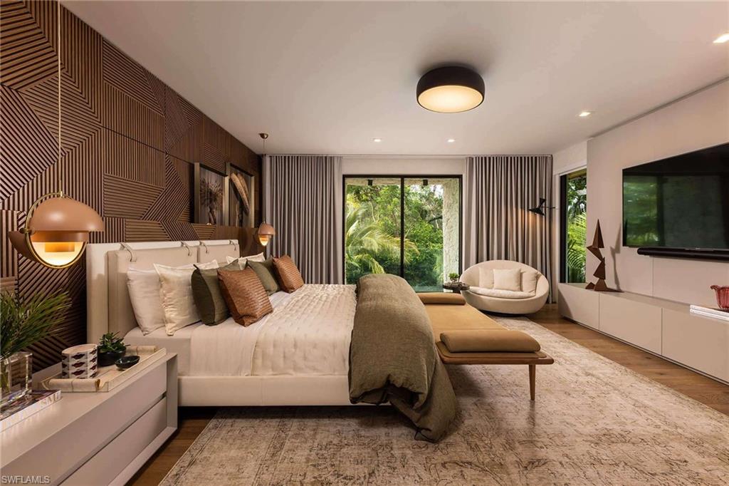 PARK SHORE - Residential