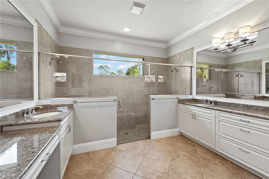 OAKES ESTATES - Residential