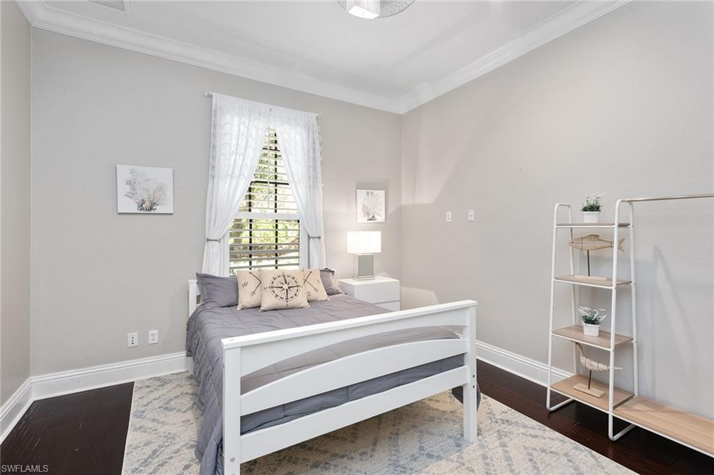 OAKES ESTATES - Residential