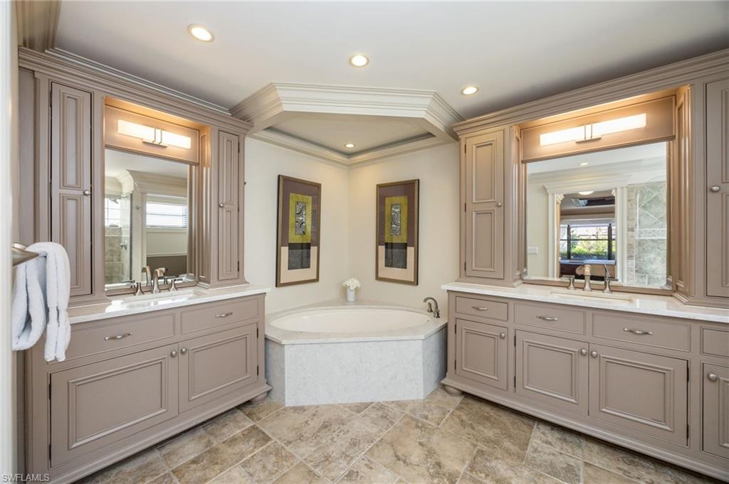 EAGLE CREEK VILLA HOMES - Residential