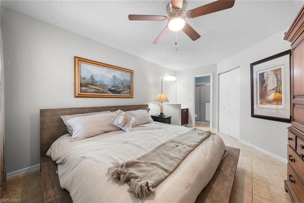 VENETIAN PALMS - Residential