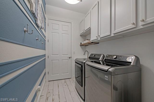 RIVERSIDE AVENUE VILLAS - Residential