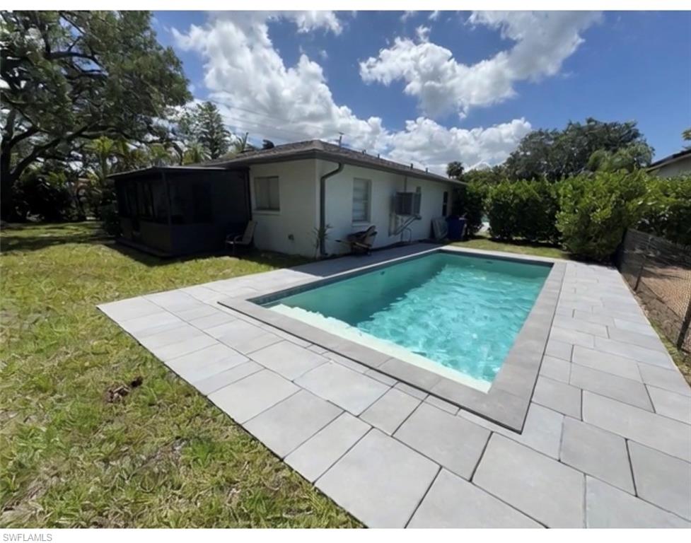 BONITA SPRINGS - Residential Income