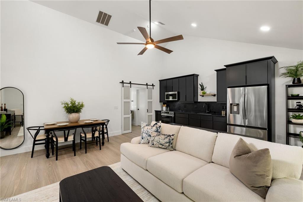 GOLDEN GATE ESTATES - Residential