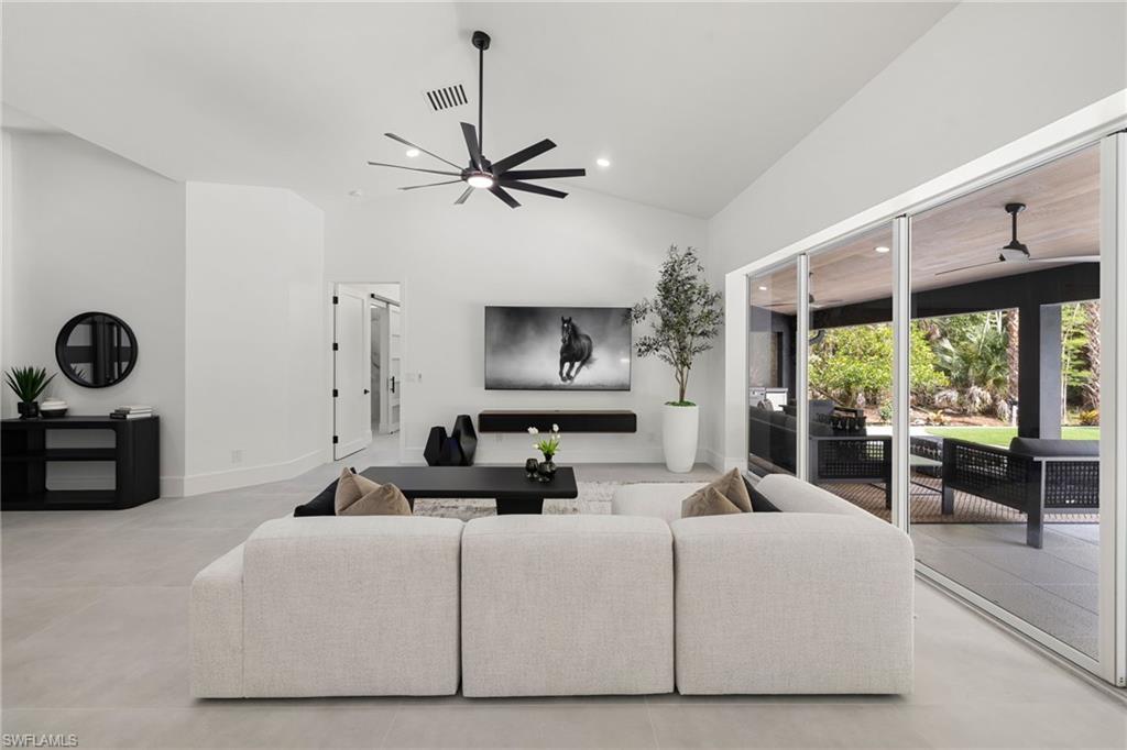 GOLDEN GATE ESTATES - Residential