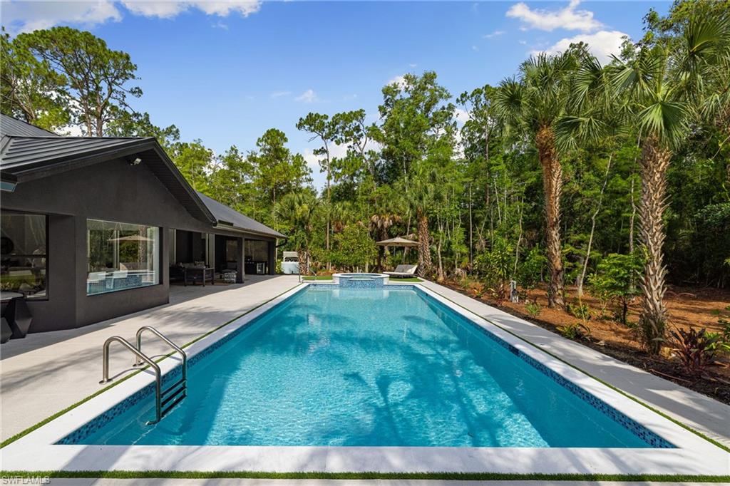 GOLDEN GATE ESTATES - Residential