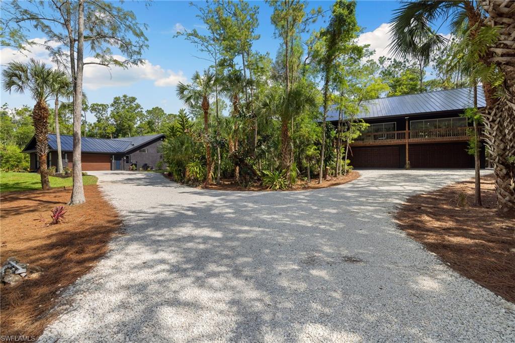 GOLDEN GATE ESTATES - Residential