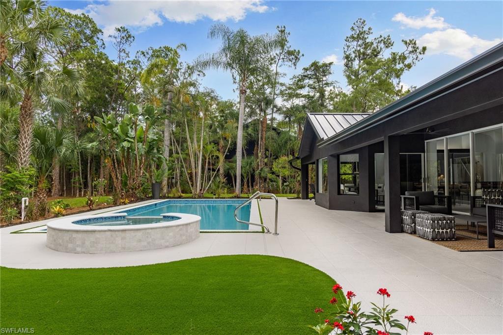 GOLDEN GATE ESTATES - Residential
