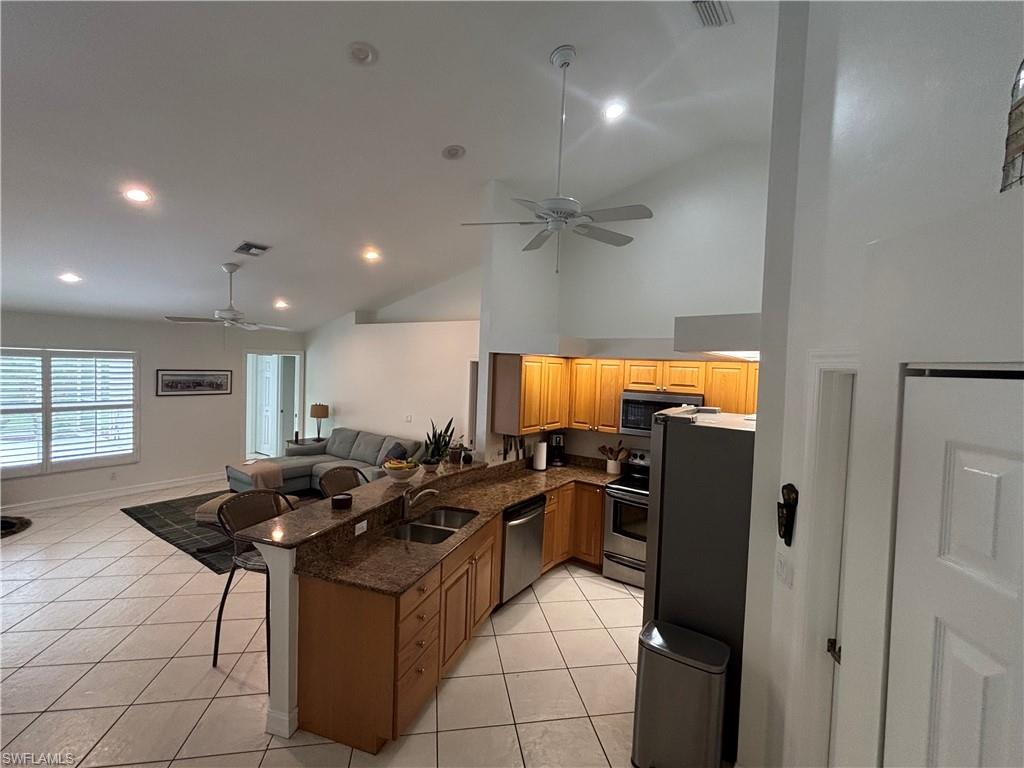 SUN TERRACE - Residential Lease
