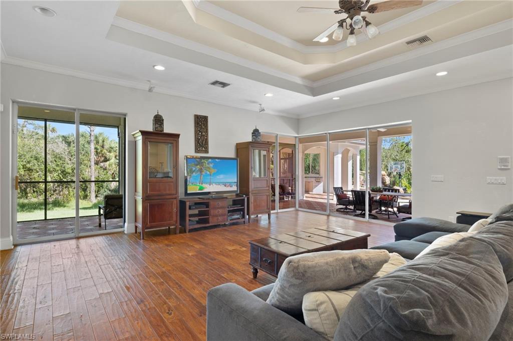 DEVONWOOD - Residential